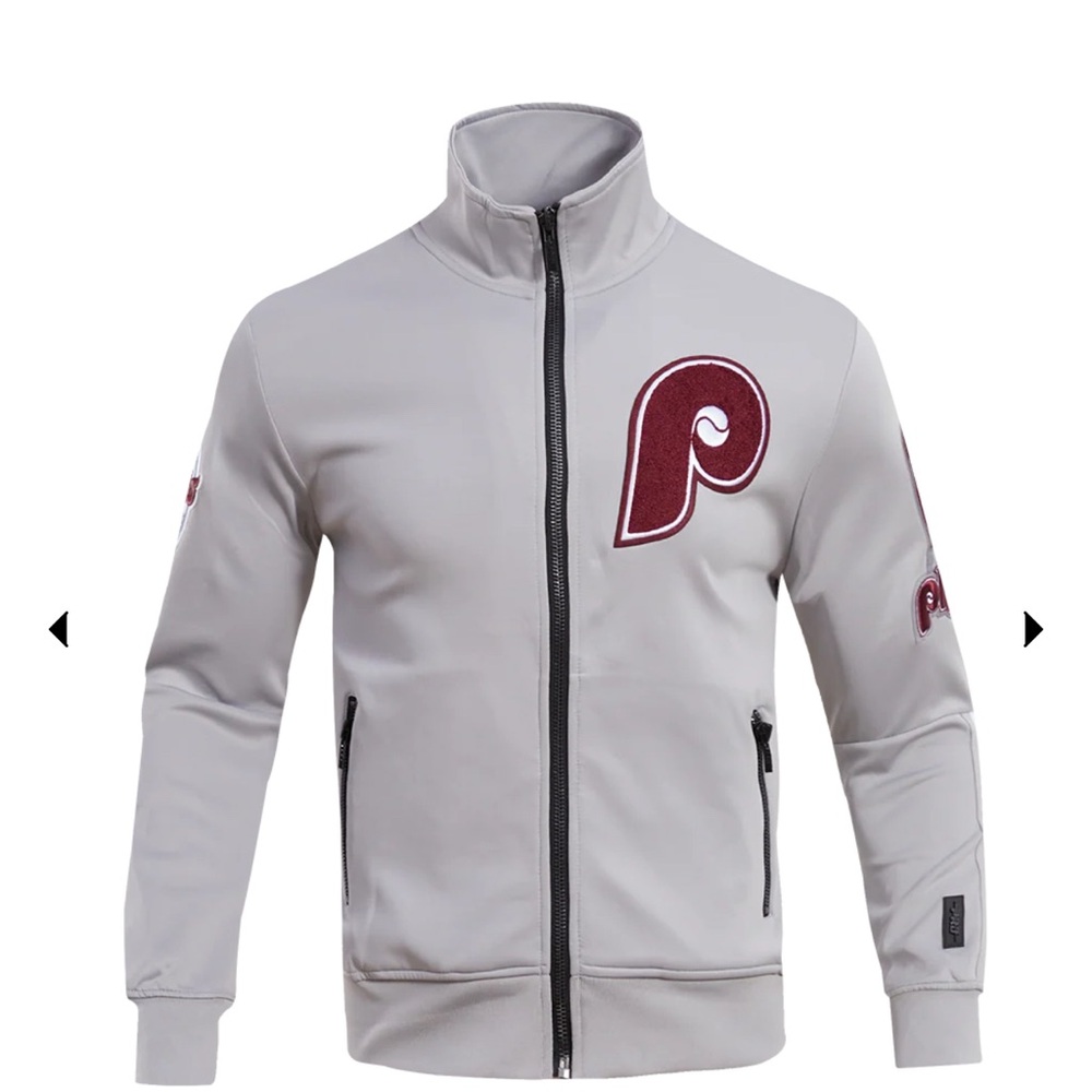 NEW WITH TAGS Phillies MLB Men’s Track Jacket in Gray with Maroon Logo